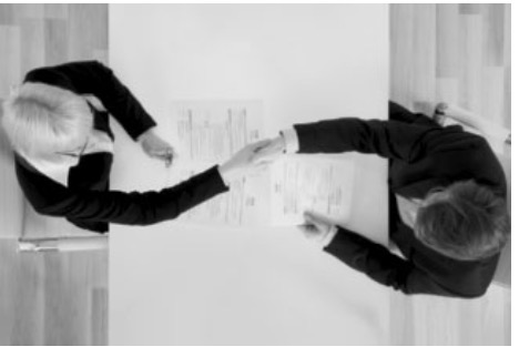 Signature de contrat de travail